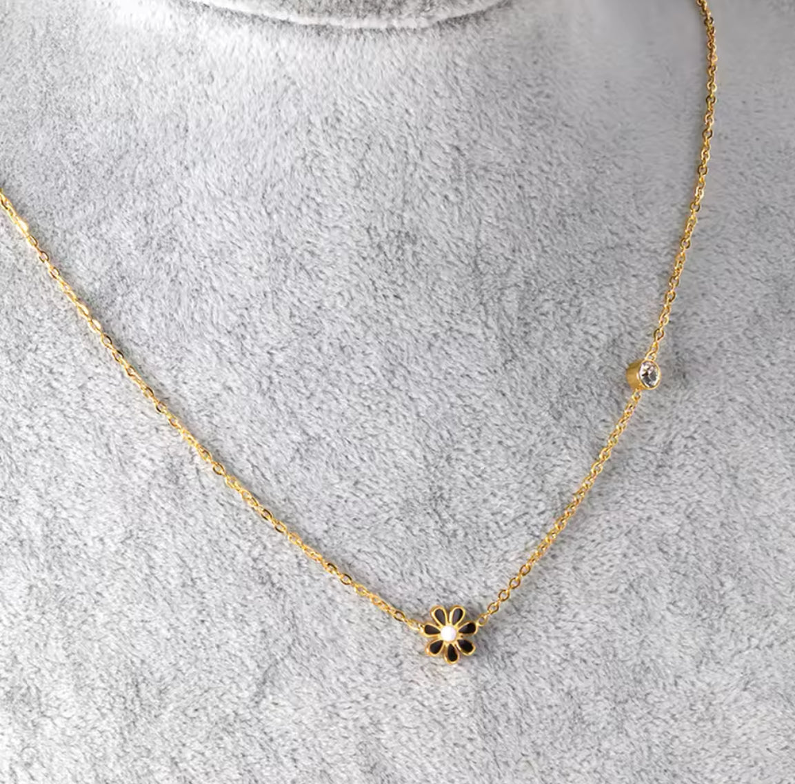 Black Flower Necklace
